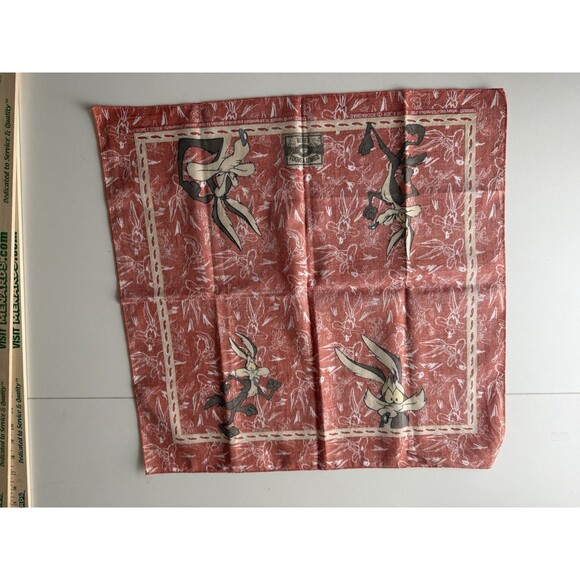 Vintage 1997 Looney Tunes Red Bandaroos Handkierchief Bandana Wild E Coyote - Picture 5 of 7